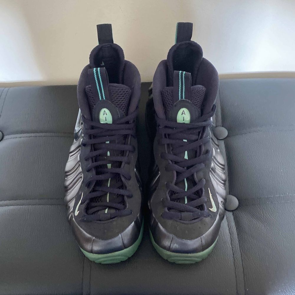 Dark Obsidian Aqua Nike Foamposites - Picture 3 of 5